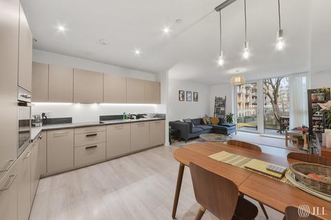 2 bedroom apartment for sale, Coster Avenue London N4