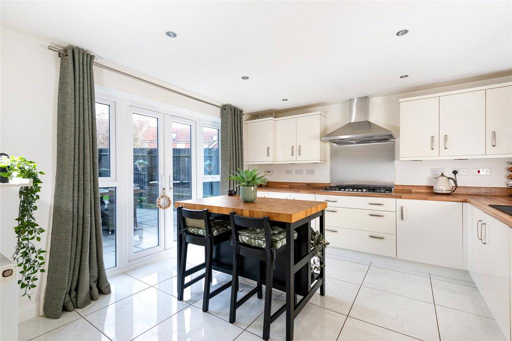 Kitchen/Breakfast