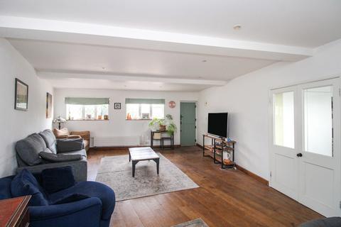 4 bedroom detached house for sale, Newling Way, Worthing, West Sussex. BN13 3DG