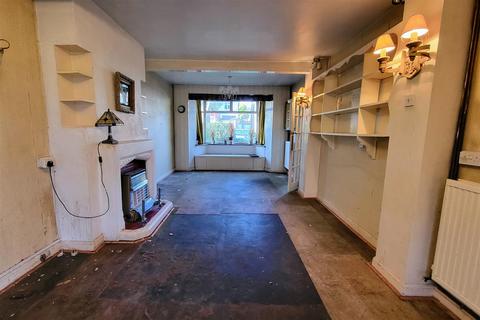 3 bedroom semi-detached house for sale, Gloucester Gardens, Cockfosters, EN4