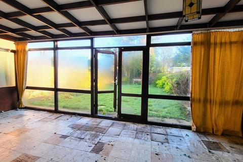3 bedroom semi-detached house for sale, Gloucester Gardens, Cockfosters, EN4