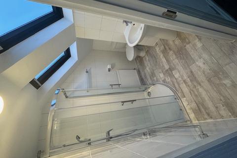 undefined, , Luton, Bedfordshire, LU1