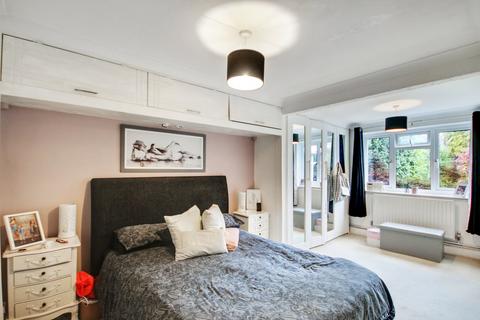 5 bedroom detached house for sale, Copthorne Road, Felbridge, RH19
