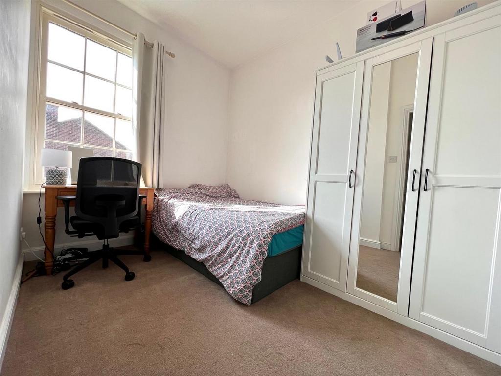Bedroom 2.jpg