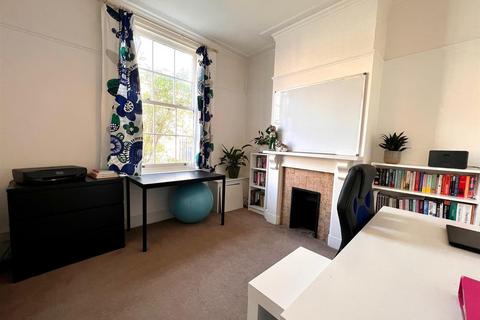 2 bedroom terraced house for sale, Darnborough Street, Clementhorpe, York