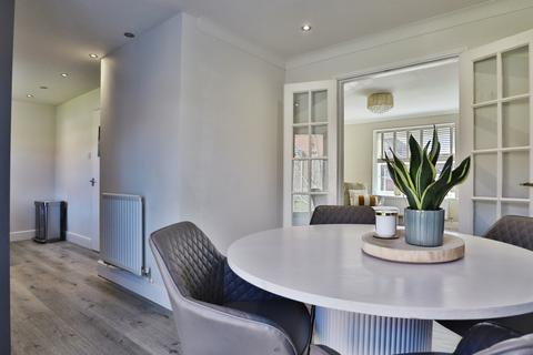 3 bedroom detached house for sale, Boundary Close, Leeds, LS15