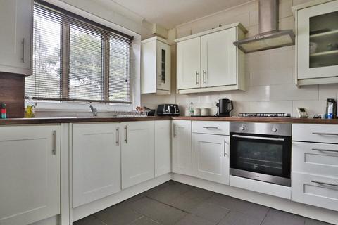 undefined, Nesfield View, Leeds, LS10