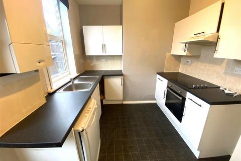 2 bedroom terraced house for sale, St Georges Place, Kidderminster