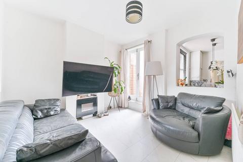 2 bedroom flat for sale, Gipsy Road, West Norwood, London, SE27