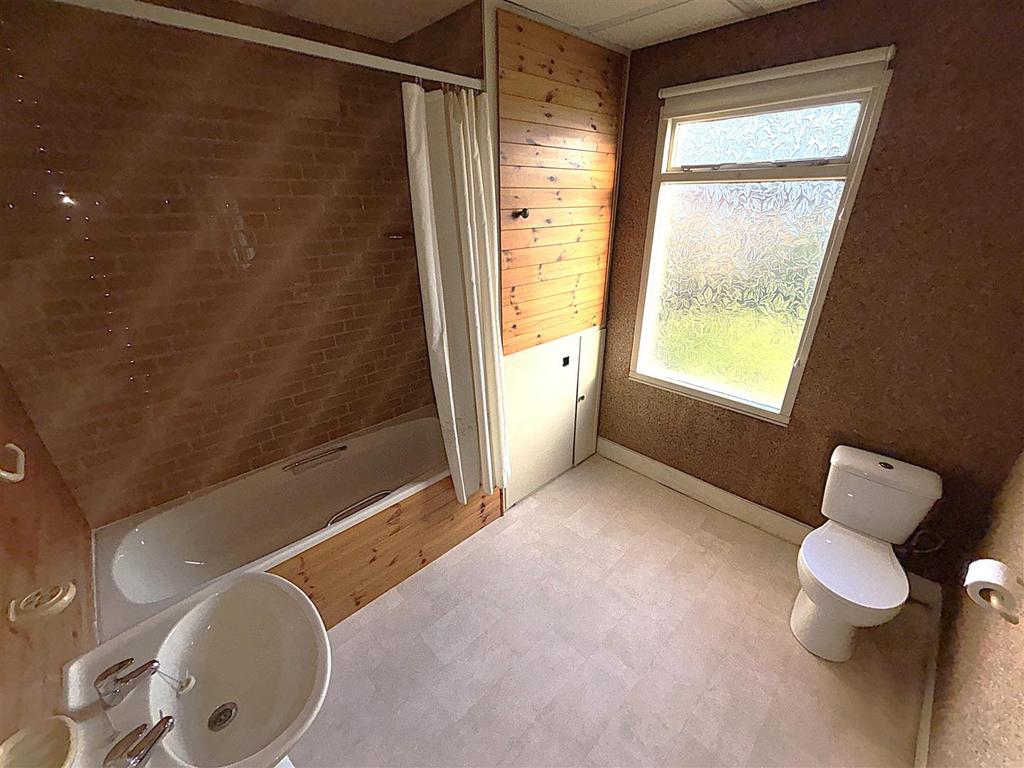 Family bathroom