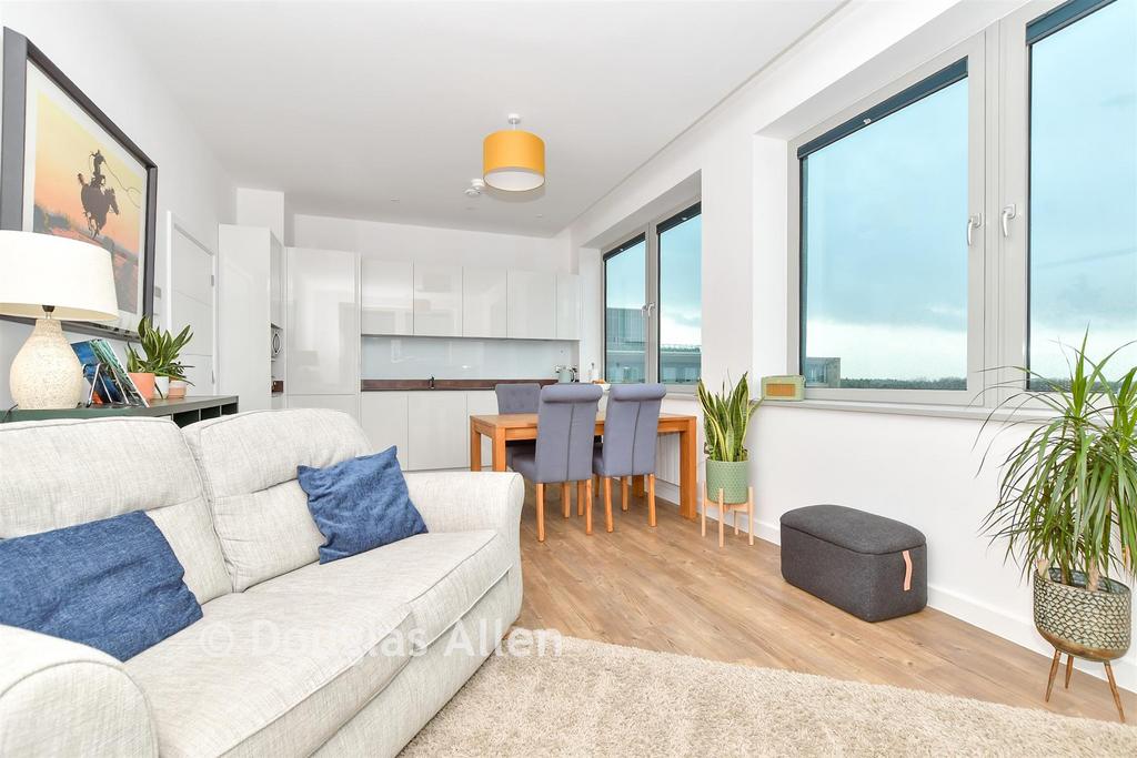 Lounge/Diner/ Kitchen