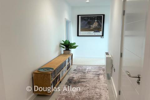 2 bedroom flat for sale, Central House, Brentwood CM13