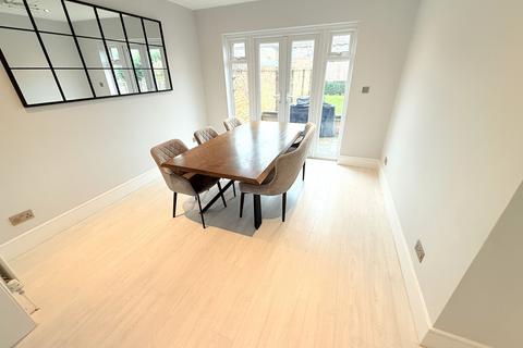 3 bedroom semi-detached house for sale, Crescent Rise, Barnet EN4