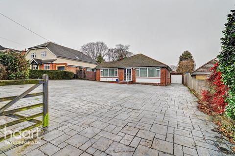 undefined, Robin Hood Lane, Chatham