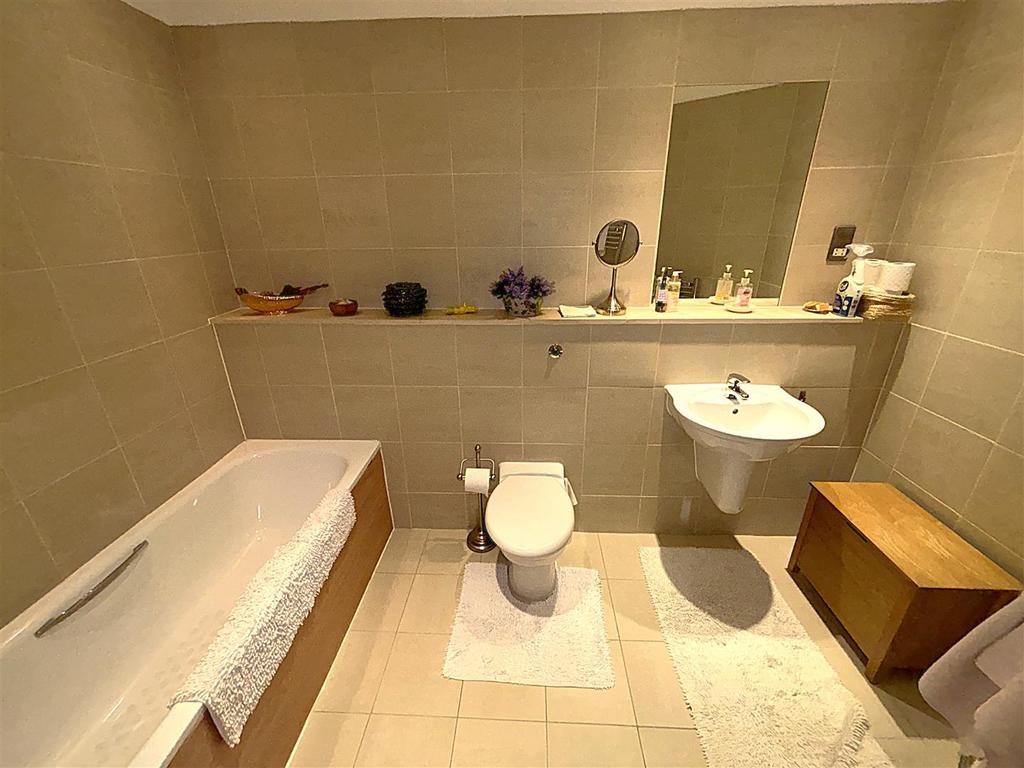Family bathroom