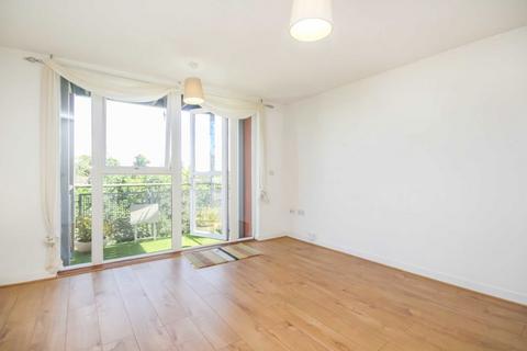 undefined, Langhorn Drive, Twickenham TW2