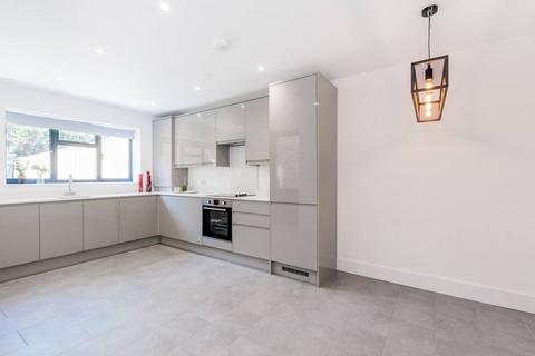 1 bedroom flat to rent, Wightman Road, Harringay, London, N4
