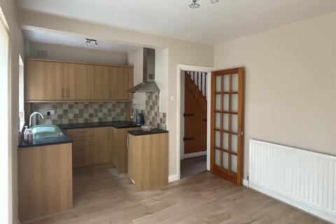 3 bedroom house to rent, Delves Green Road, Walsall