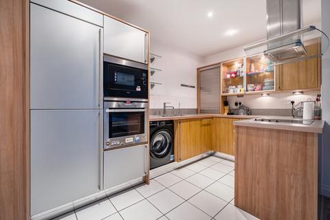 2 bedroom apartment for sale, Luscinia View, Reading RG1