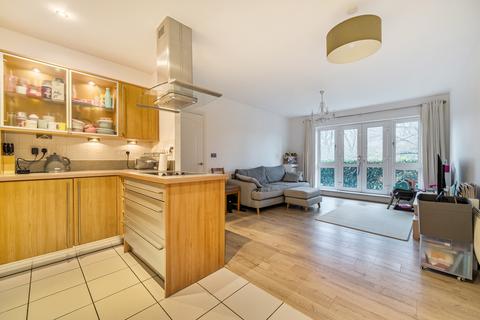 2 bedroom apartment for sale, Luscinia View, Reading RG1