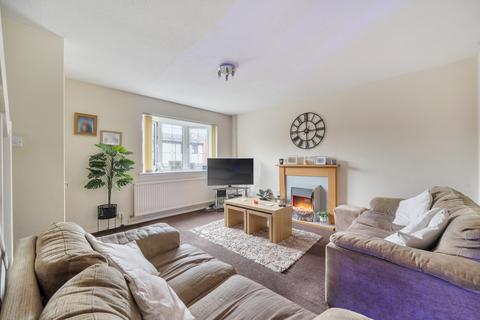 undefined, Simons Close, Chineham, Basingstoke, RG24