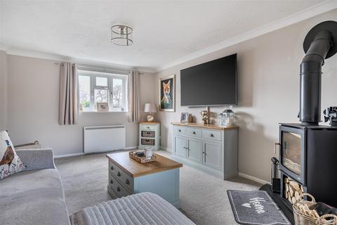undefined, Chestnut Drive, Bulkington, SN10