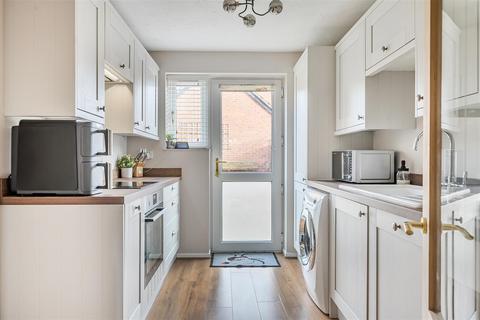 undefined, Chestnut Drive, Bulkington, SN10