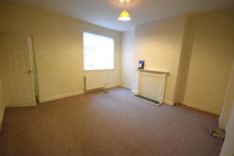 4 bedroom terraced house for sale, Colwyn Road, Northampton NN1