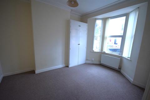 4 bedroom terraced house for sale, Colwyn Road, Northampton NN1