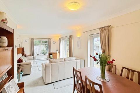 undefined, Northcote Road, Bramhall
