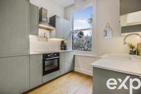 2 bedroom flat for sale, Trinity Road, London N22