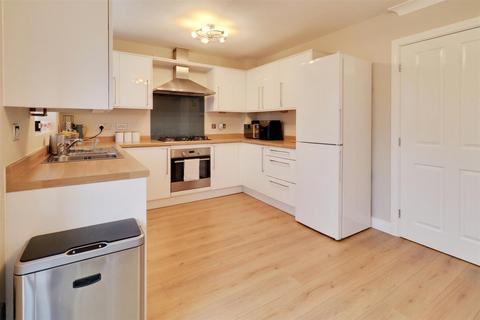 undefined, Ellis Close, Shavington, Crewe