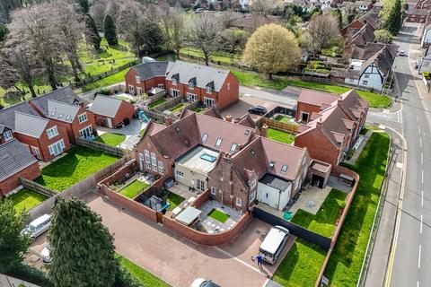 4 bedroom terraced house for sale, High Street, Polesworth, Tamworth, B78 1DU