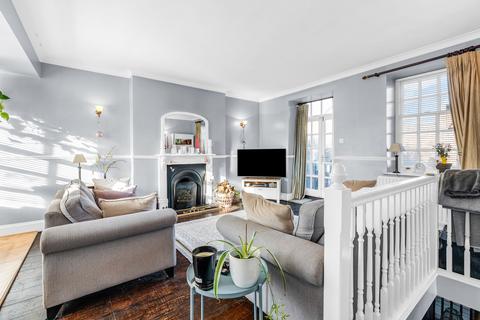 3 bedroom terraced house for sale, Station Road, Ware SG12
