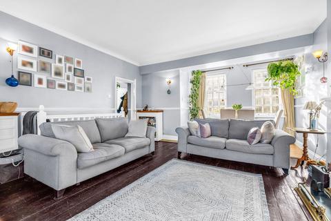 3 bedroom terraced house for sale, Station Road, Ware SG12