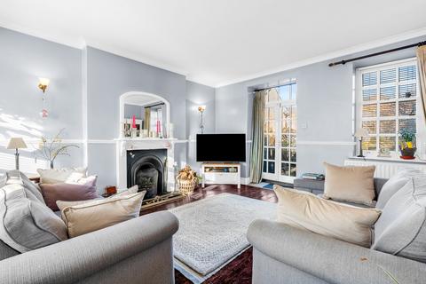3 bedroom terraced house for sale, Station Road, Ware SG12