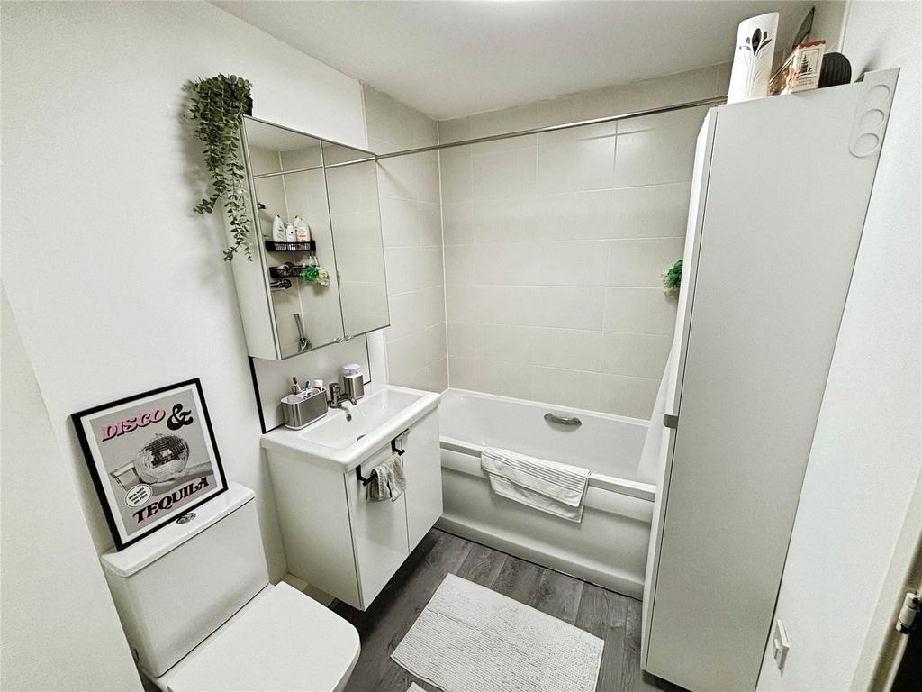 Bathroom/Wc