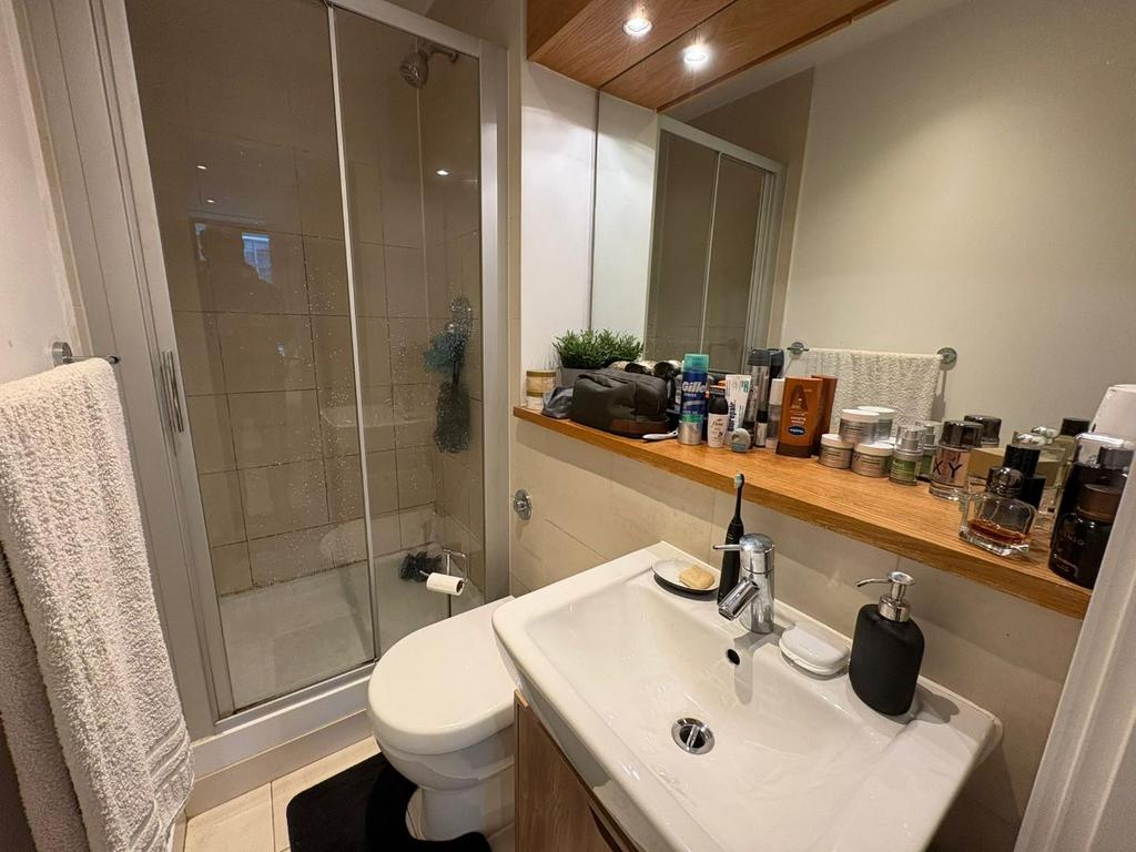 Ensuite
