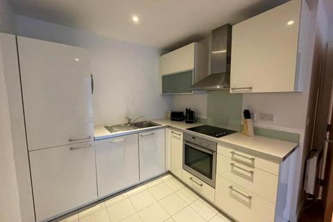 2 bedroom apartment to rent, Kelso Place, Manchester