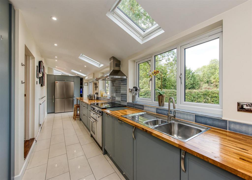 68 Suckling Green Lane-23.jpg