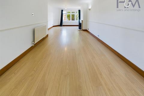 undefined, Wellingham Avenue, Hitchin, SG5 2UL