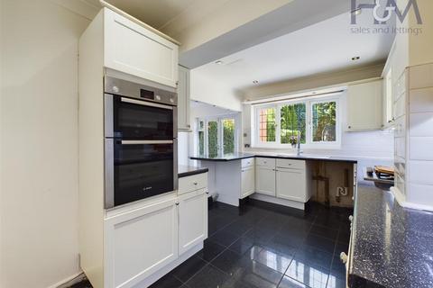 undefined, Wellingham Avenue, Hitchin, SG5 2UL