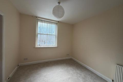 1 bedroom flat to rent, Manchester Road, Huddersfield HD1