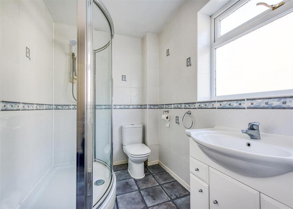 20 Chestnut Drive-shower room.jpg
