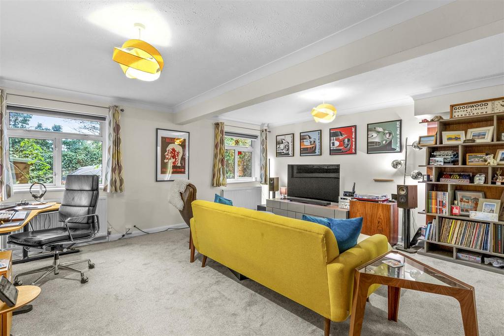 Bedroom Five/Office