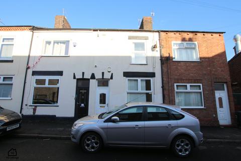 3 bedroom terraced house to rent, Foster Street, Widnes WA8
