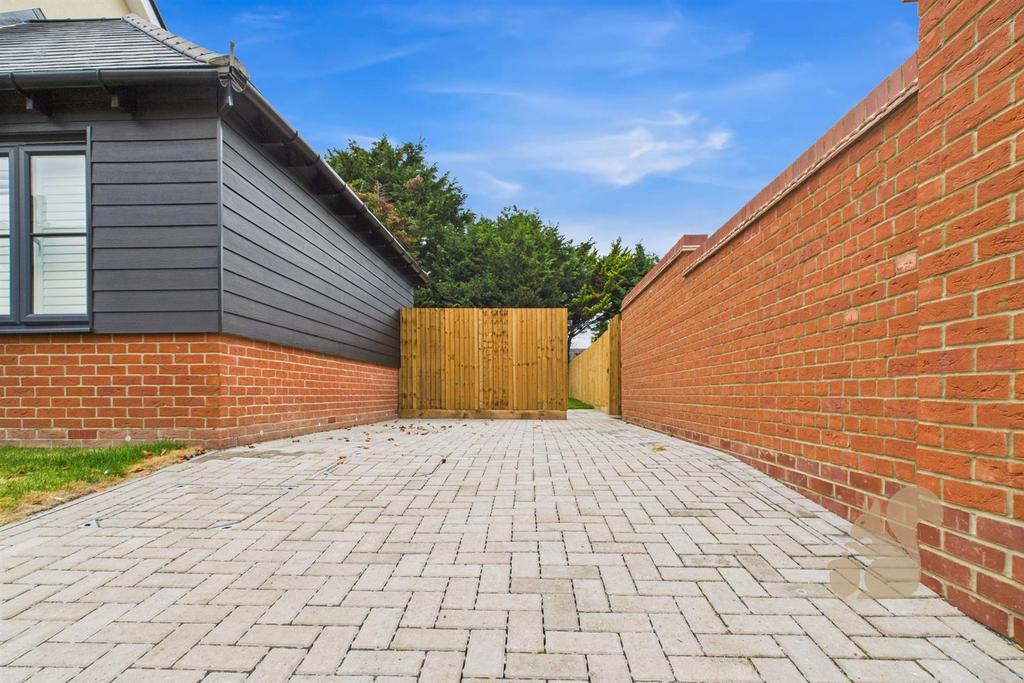 Private Driveway
