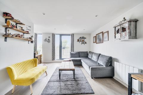 3 bedroom apartment for sale, Field End Road, Ruislip