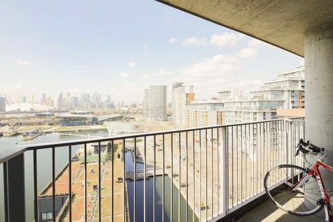 1 bedroom flat to rent, Western Gateway, London E16