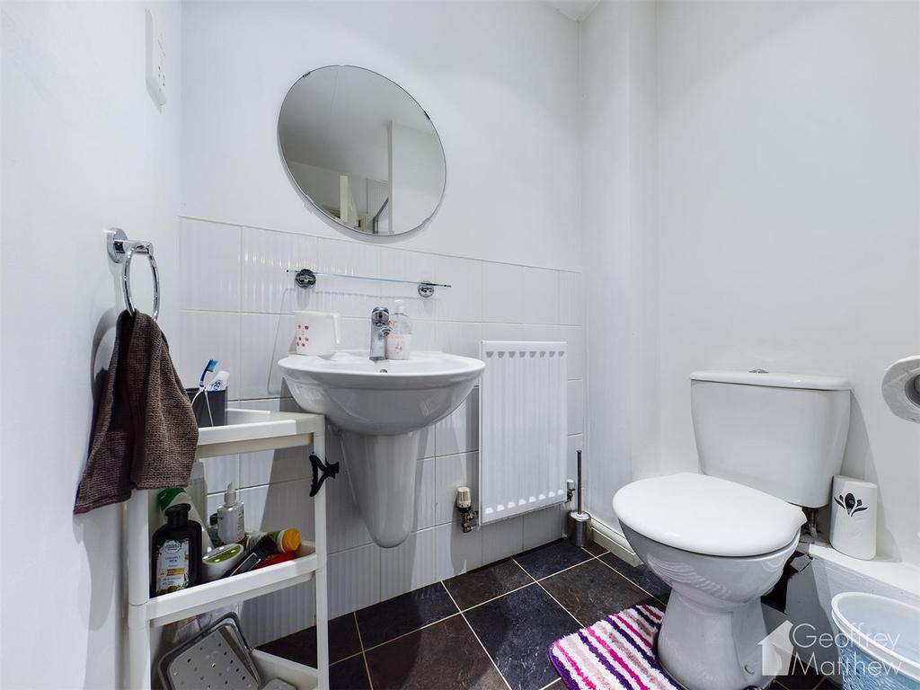 Ensuite.jpg